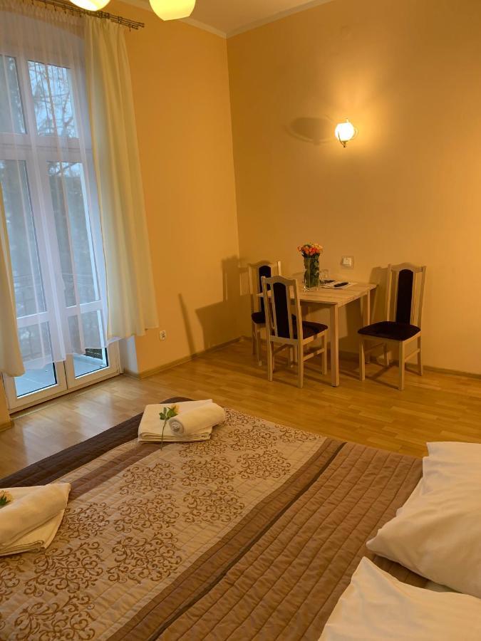 Ow Meduza I Biala Mewa Hotel Międzyzdroje Kültér fotó